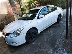 نيسان ألتيما